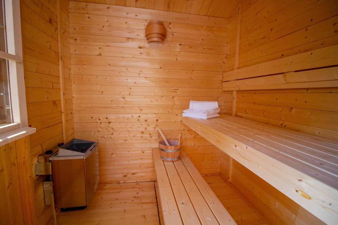 Up Besoeoek - Magnolie Mit Sauna Krummhoern Ngoại thất bức ảnh
